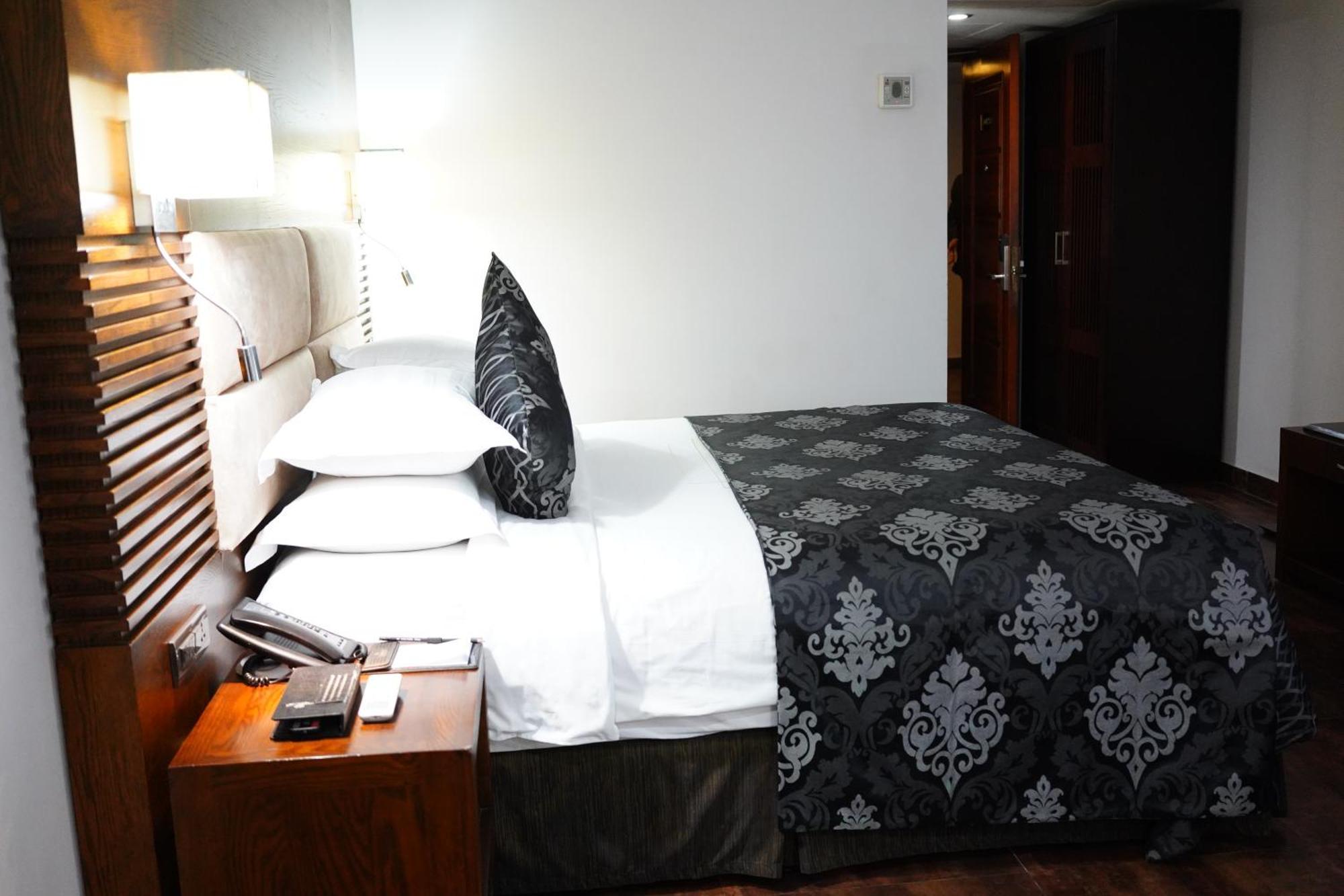 Long Beach Hotel Cox's Bazar Exterior foto